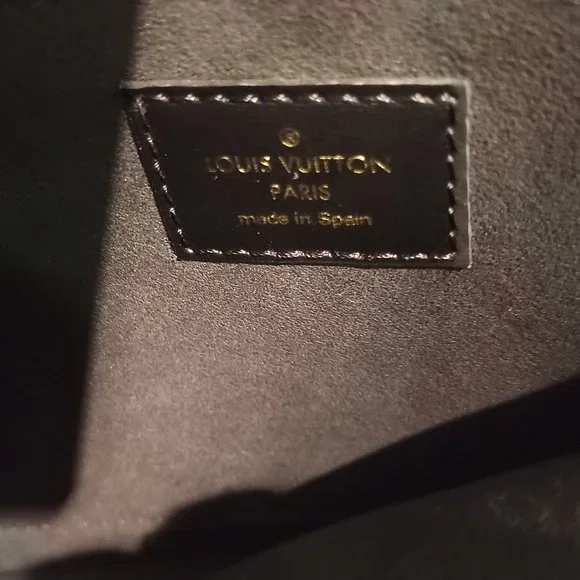 Like New! Ltd ED LV G@me On! Neverfull MM Pochette in Blue (w/ Dust Bag & Box) - Picture 5 of 6